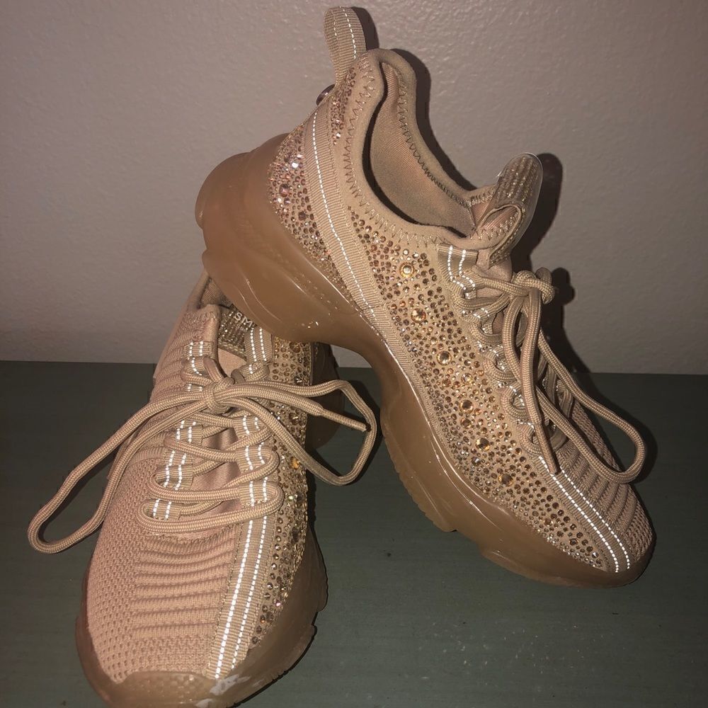 ‎Womens Steve Madden Maxima Sneakers size 7 Beige NEW